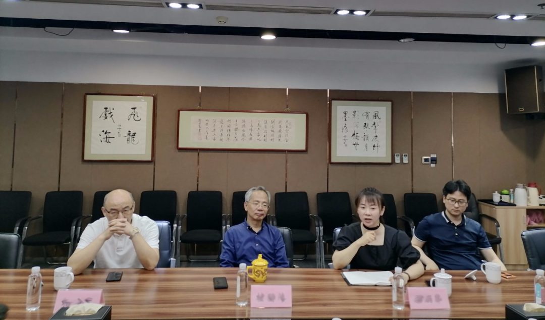 温宁两地数字经济产学研跨区联动——温州大学走进艾蒂娜科技考察调研